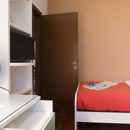 Joivy Warm Family Flat For 6 With Terrace In Milan Apartment ภายนอก รูปภาพ
